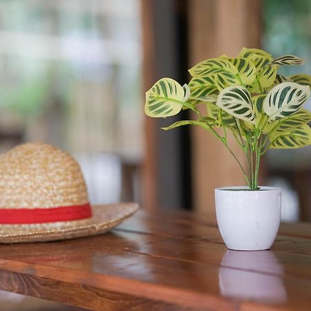 Straw Huts Liwliwa Hotell San Felipe  Eksteriør bilde