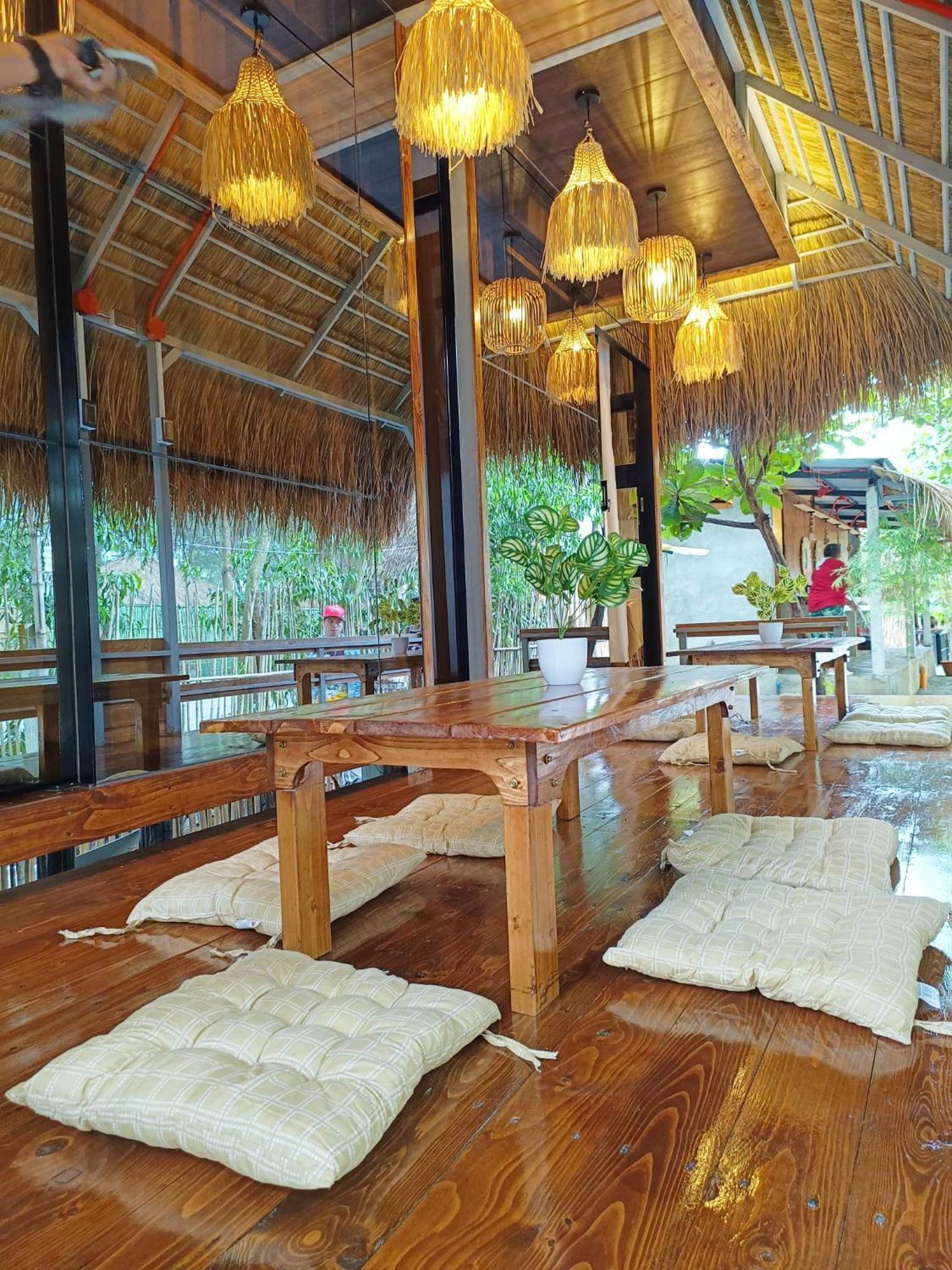 Straw Huts Liwliwa Hotell San Felipe  Eksteriør bilde