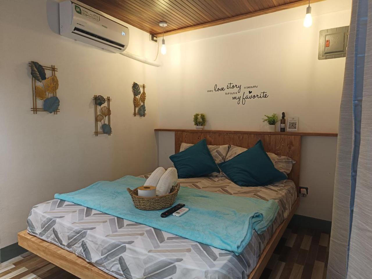 Straw Huts Liwliwa Hotell San Felipe  Eksteriør bilde